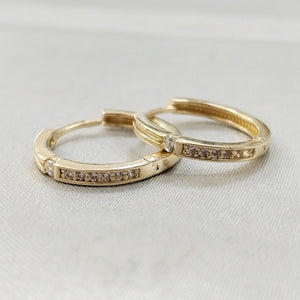 ARETES ARRACADAS LISAS 14K 2.3 GR (NUEVO)