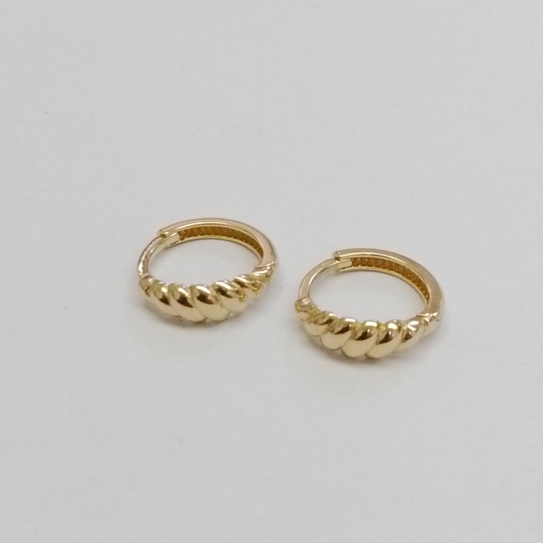 HUGGIES ORO 14K 1.3 (NUEVO)