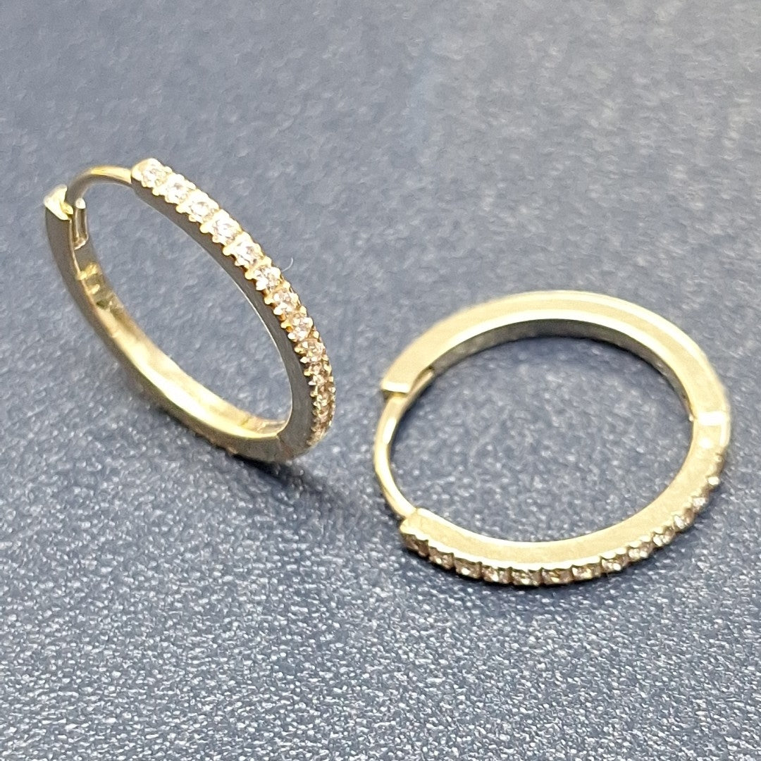HUGGIES ORO 14K 1.4 (NUEVO)