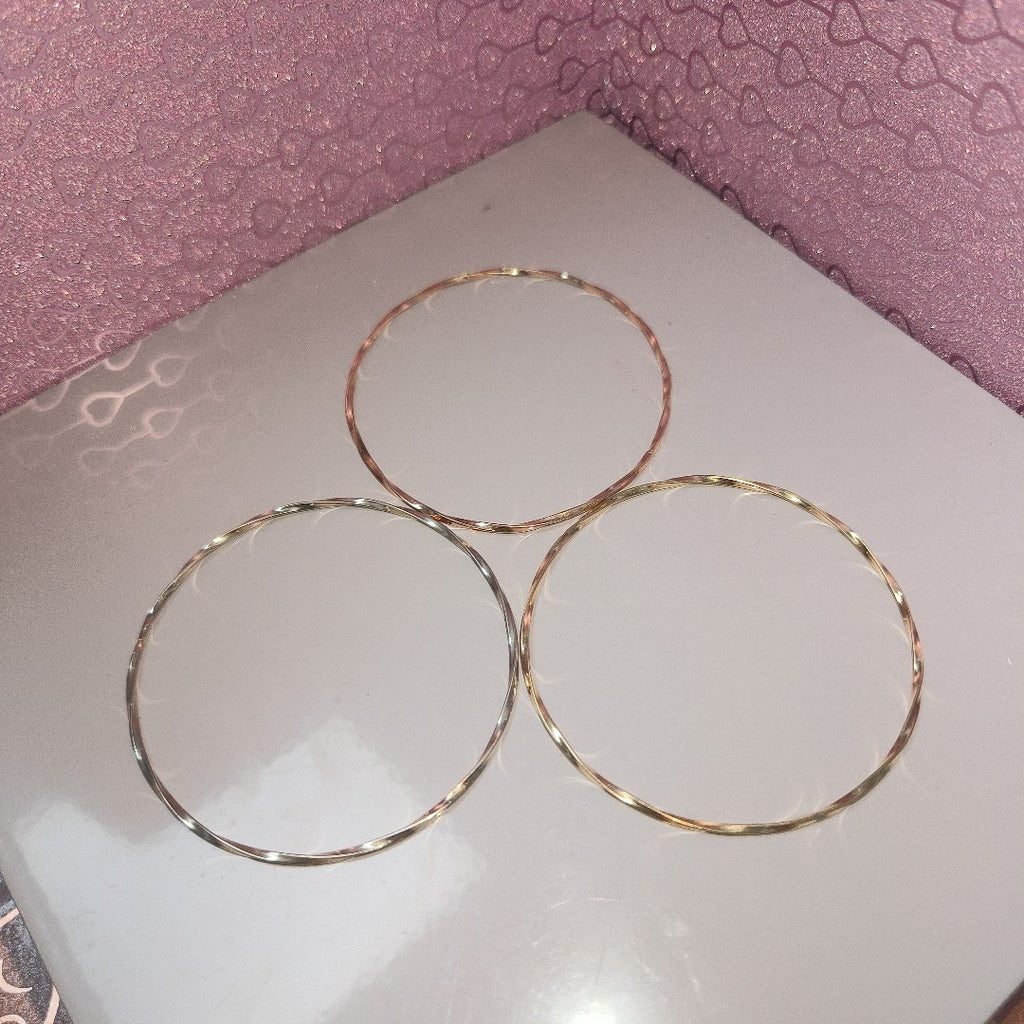 PULSERA RIGIDA ORO 14 K 8.3 GRMS (SEMINUEVO)