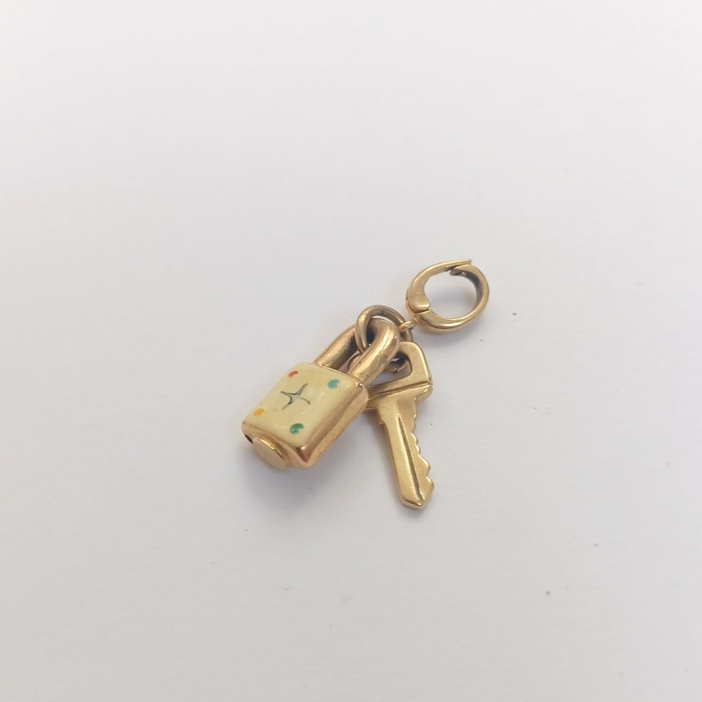 DIJE ORO 14 K 2 GRMS (SEMINUEVO)