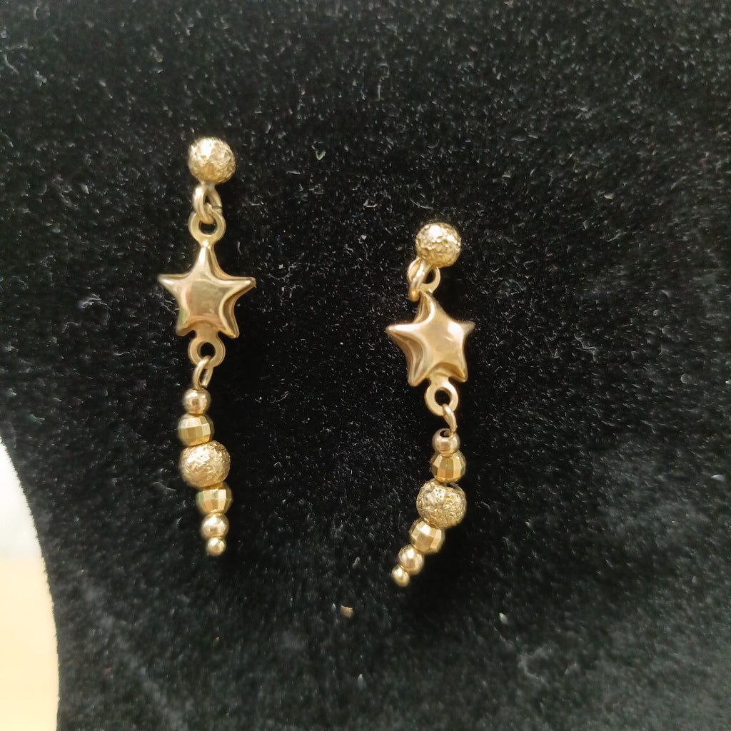 ARETES PAR ORO 14 K 2.4 GRMS (SEMINUEVO)