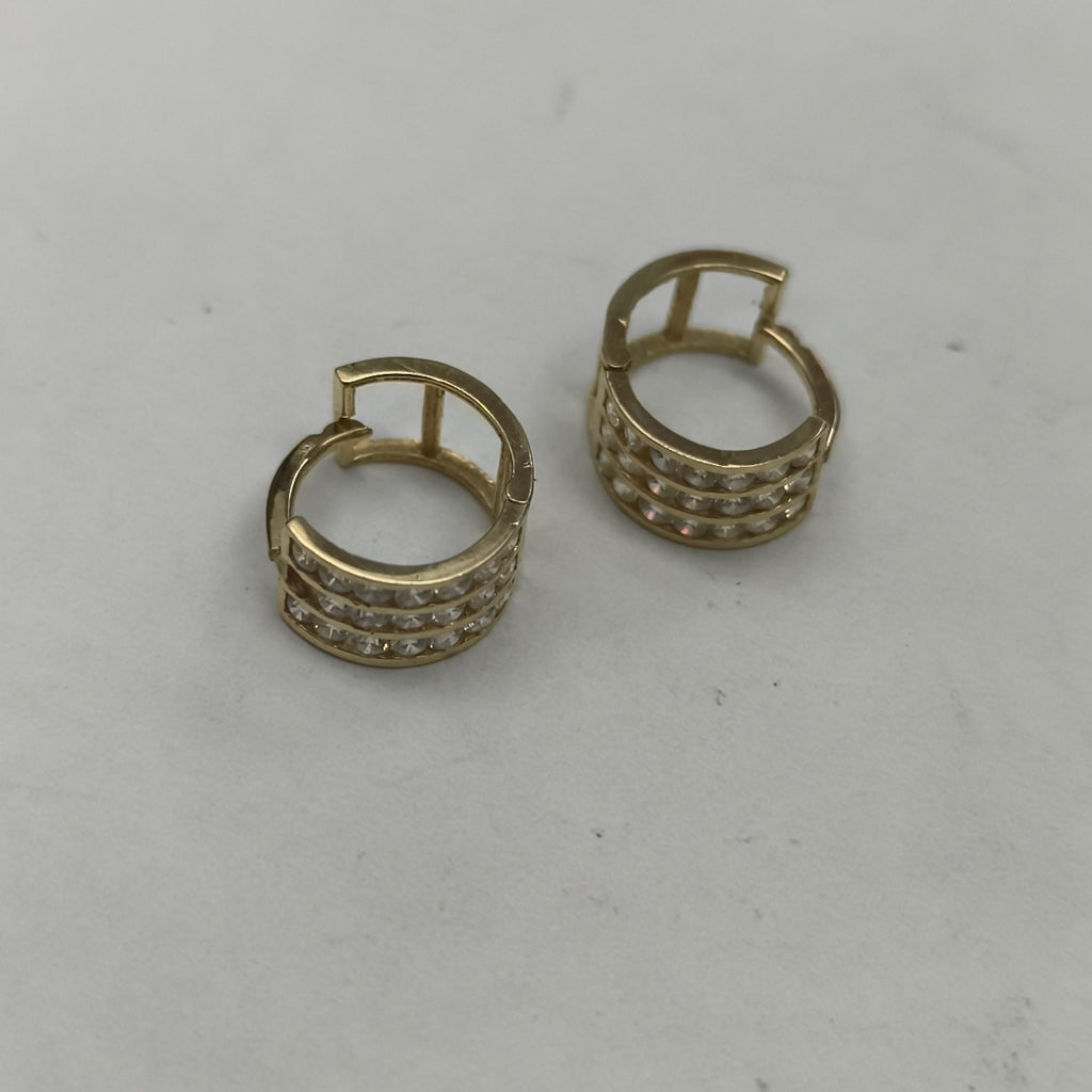 ARRACADAS PAR ORO 14 K 2.4 GRMS (SEMINUEVO)