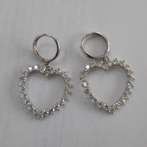 ARRACADAS PAR ORO, ORO BLANCO 14 K 3.8 GRMS (SEMINUEVO)