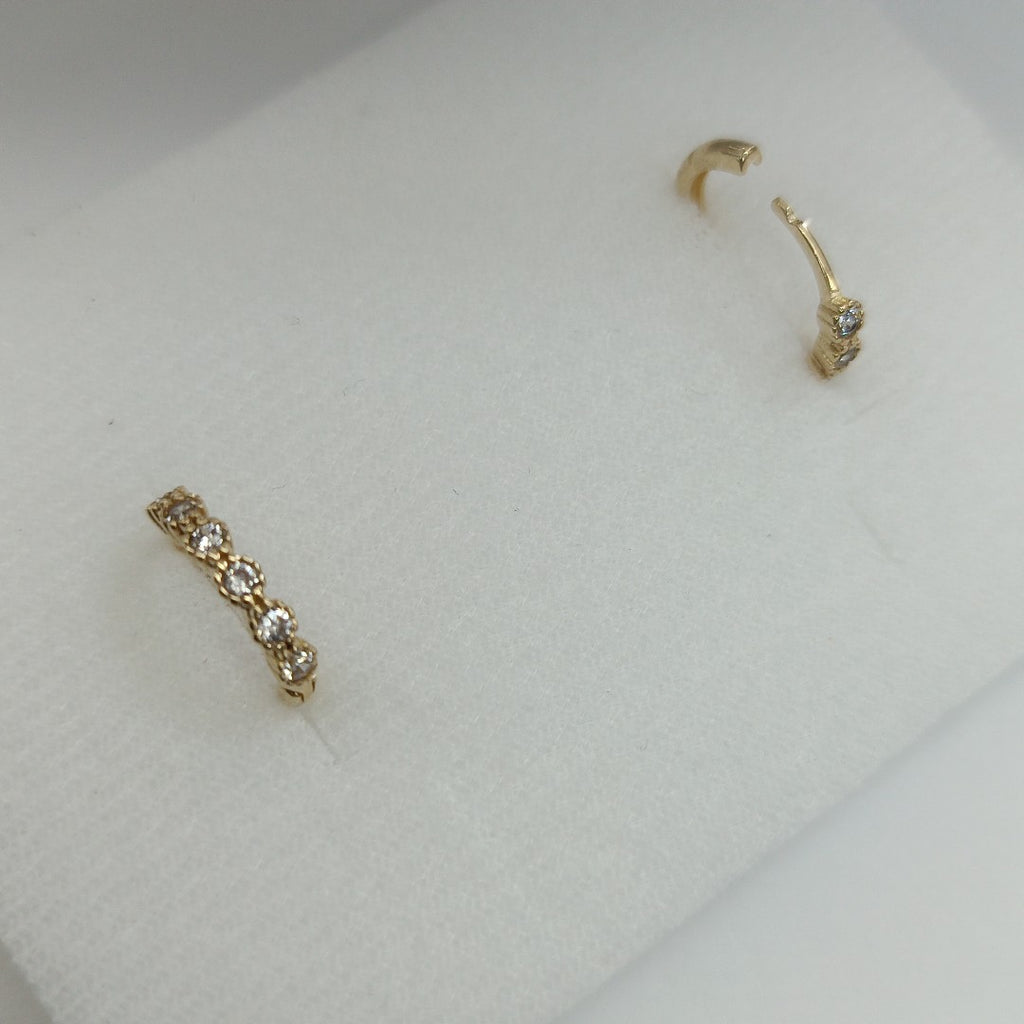 ARETES HUGGIES C CIRCONIAS 14K 2 GR (NUEVO)