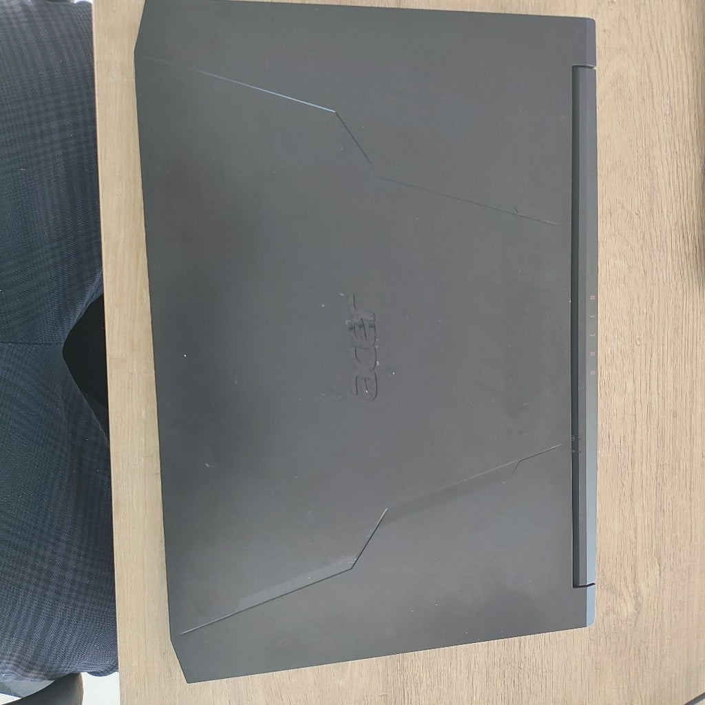 LAPTOP ACER NITRO 5 AN515-57-512P (2022) 512 GB SSD 8 GB RAM