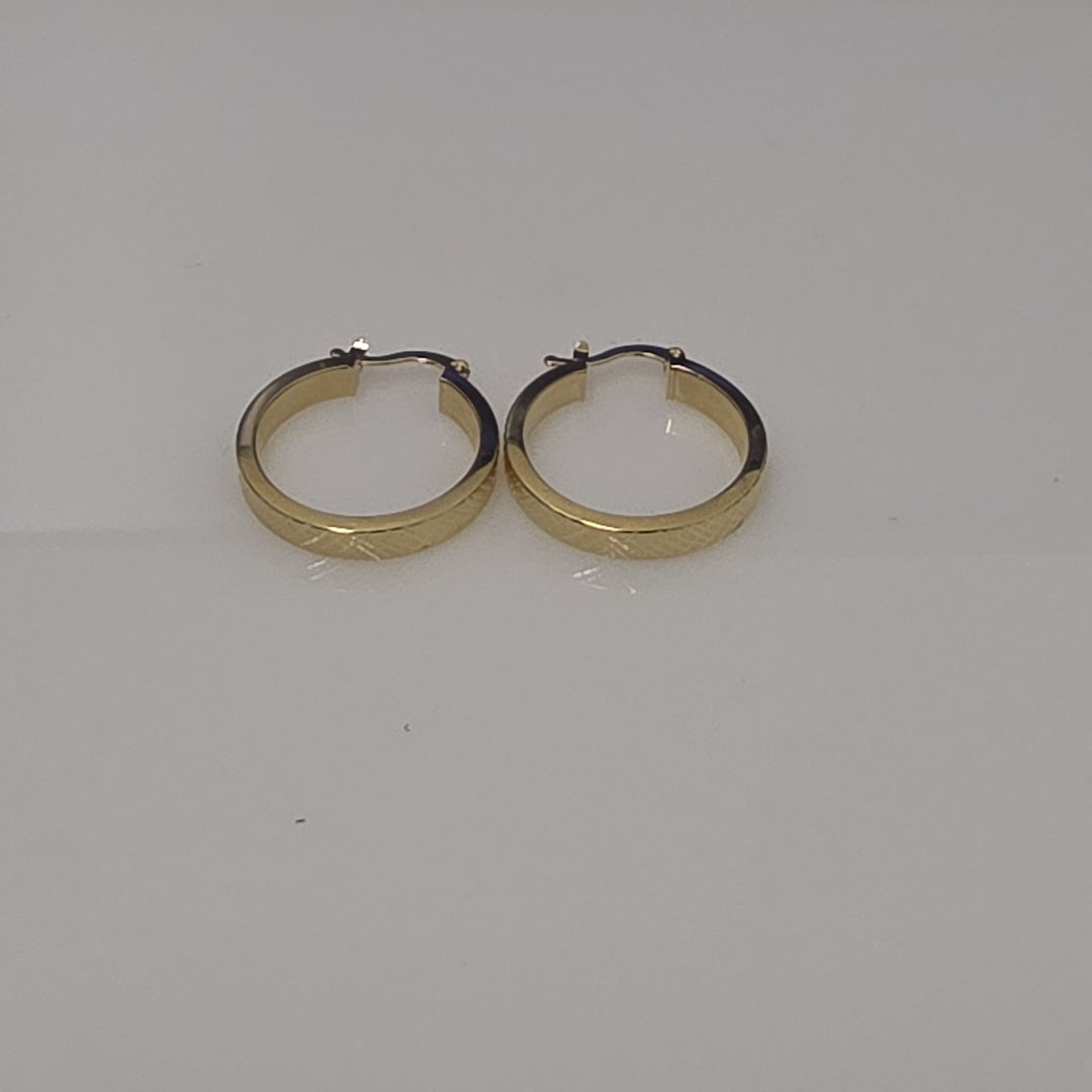 ARETES TEJIDO ARRACADAS FACETADAS 14K 2.9 GR (NUEVO)