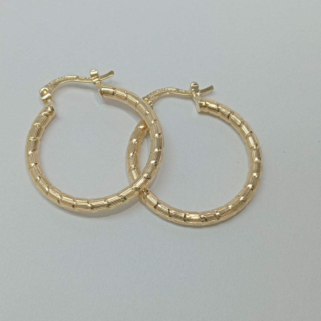 ARETES ARRACADAS LABRADAS 14K 3.3 GR (NUEVO)