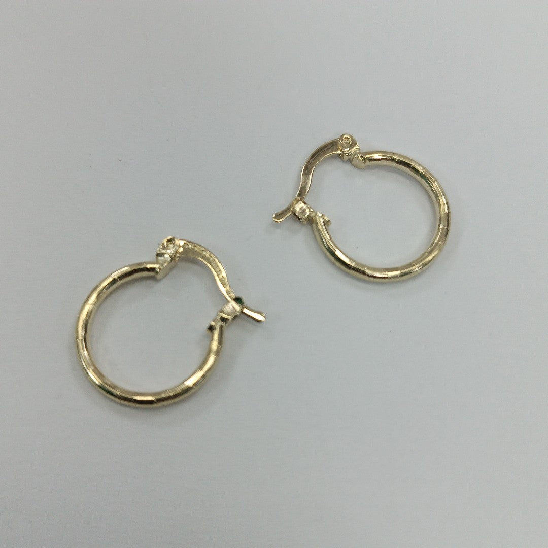 ARETES ARRACADAS ESTRIADAS 14K 1.4 GR (NUEVO)