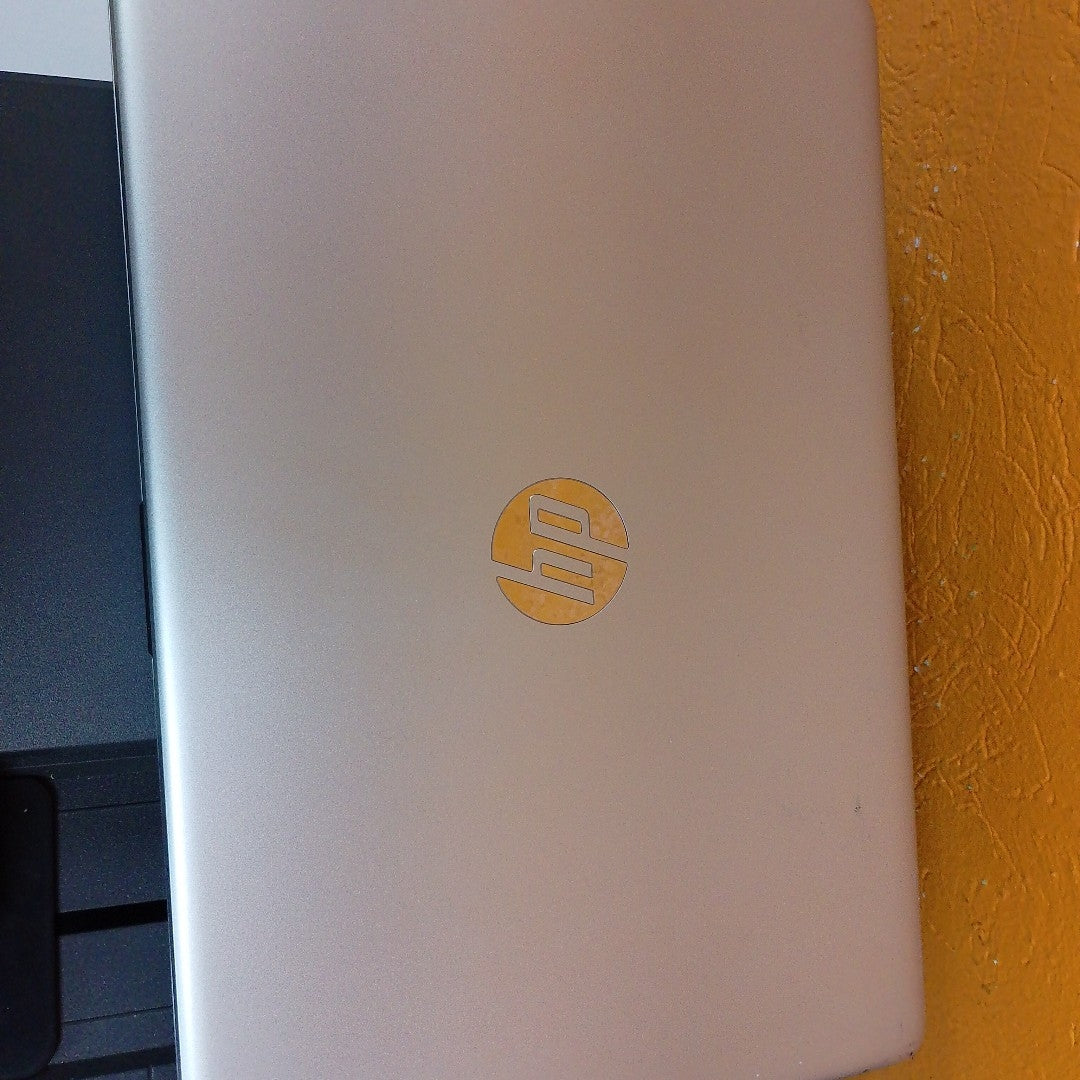 LAPTOP HP 15-DY2050LA (2021) 256 GB SSD 8 GB RAM (SEMINUEVO)