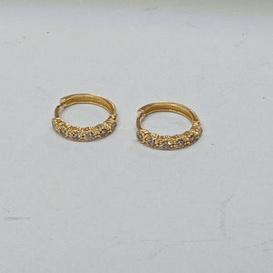 ARETES HUGGIES C CIRCONIAS 14K 2 GR (NUEVO)