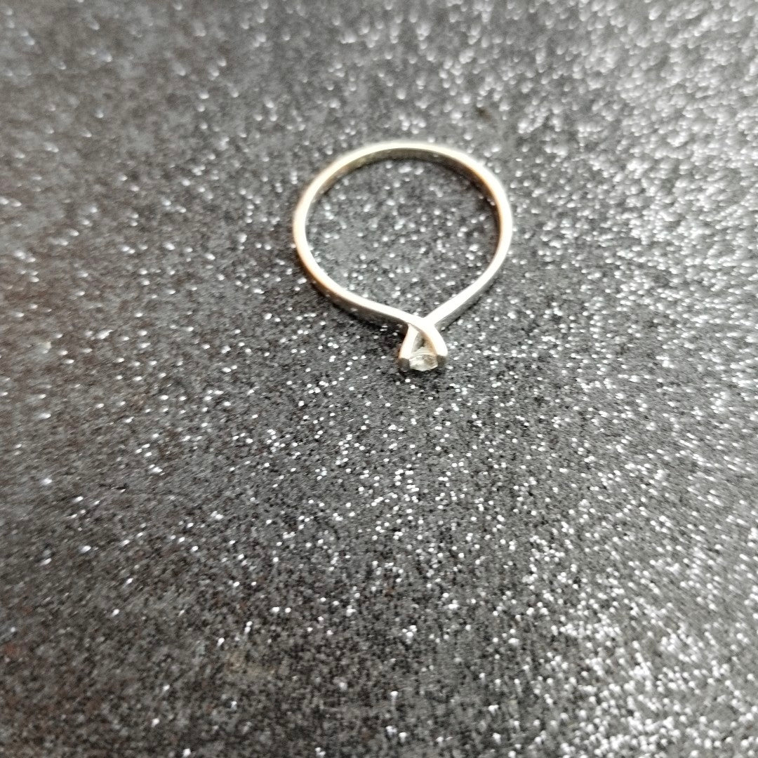 ANILLITO ORO BLANCO 14 K 1.4 GRMS (SEMINUEVO)