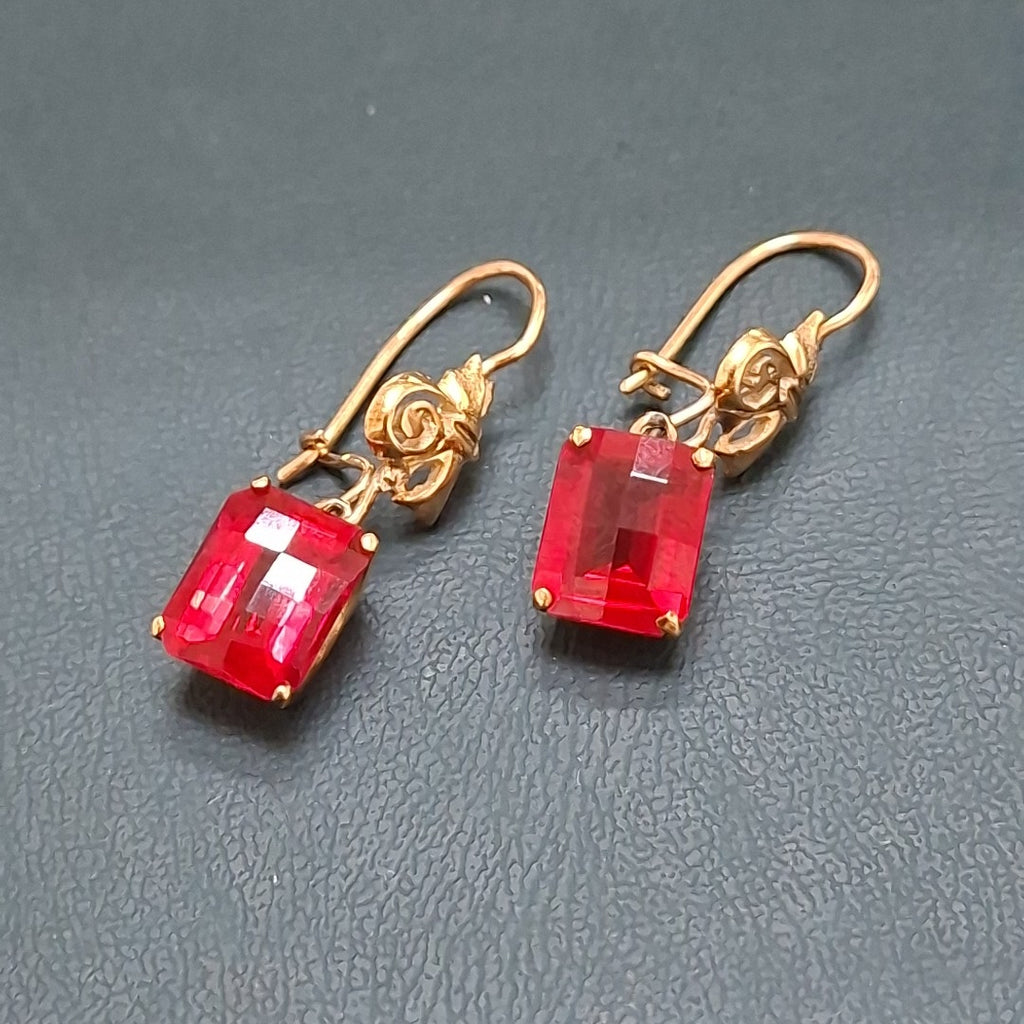 ARETES PAR ORO 10 K 4.4 GRMS (SEMINUEVO)