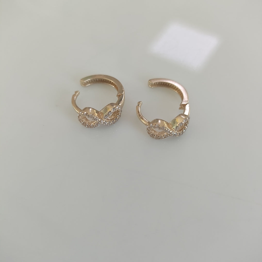HUGGIES ORO 14K 1.8 (NUEVO)