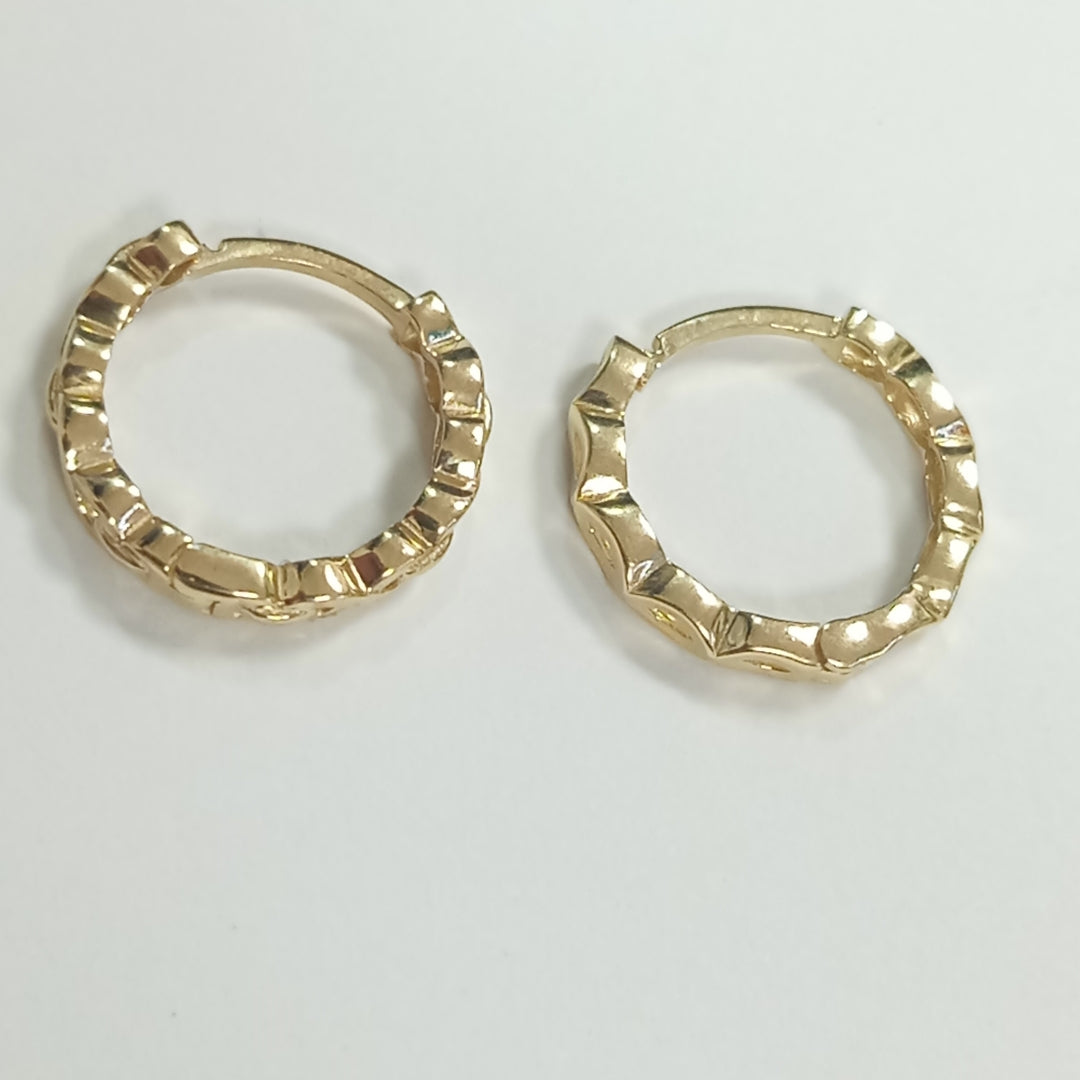 HUGGIES ORO 14K 2.1 (NUEVO)