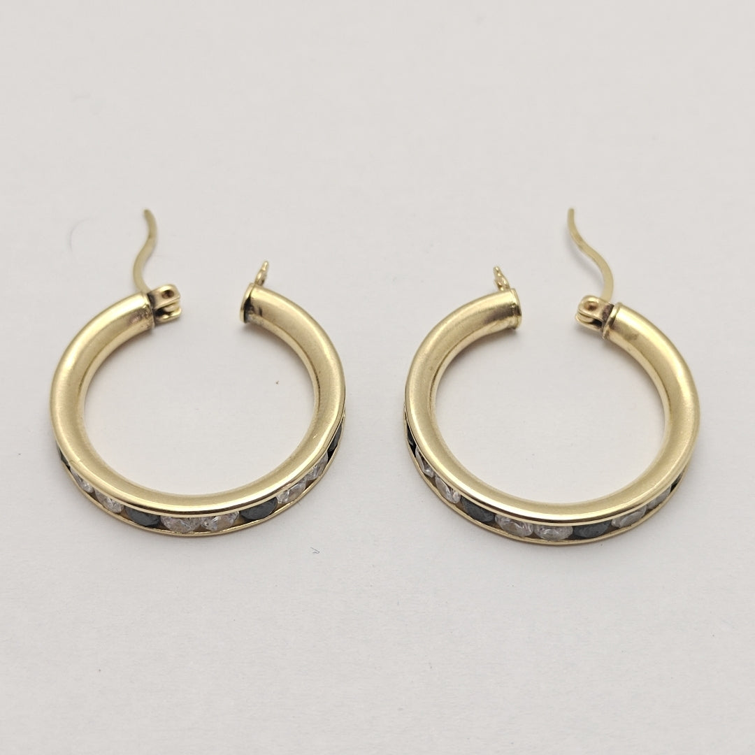 ARRACADAS PAR ORO 14 K 5.2 GRMS (SEMINUEVO)