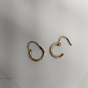 ARRACADAS PAR ORO 14 K 2.9 GRMS (SEMINUEVO)