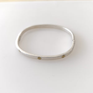 PULSERA RIGIDA PLATA 15,10 GRMS (SEMINUEVO)