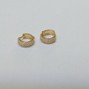 ARETES HUGGIE CON CIRCONIAS 14K 2.1 GR (NUEVO)