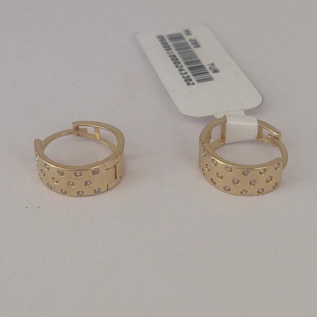 HUGGIES ORO 14K 2.6 (NUEVO)