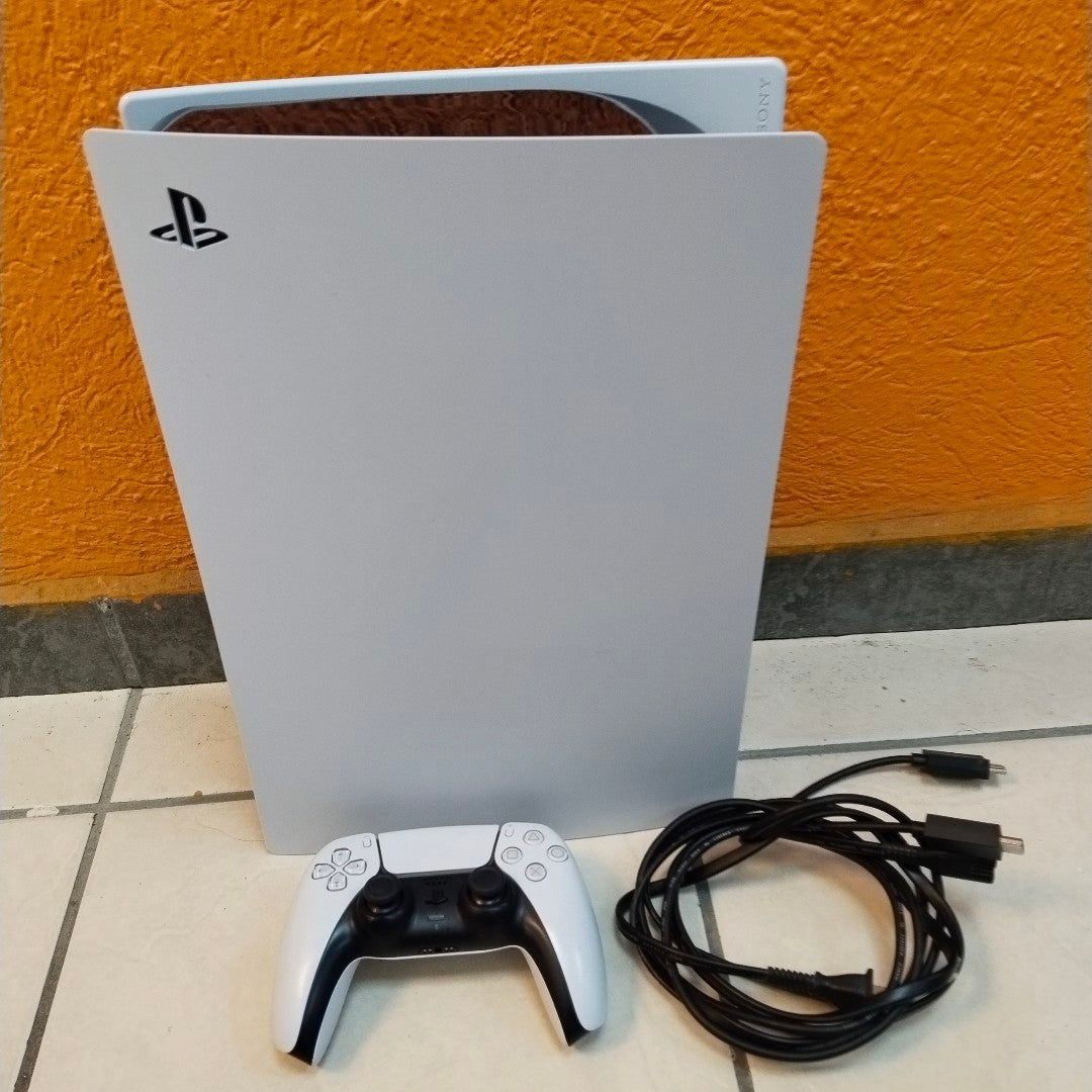 CONSOLA DE VIDEOJUEGO SONY PS5 825 SSD (SEMINUEVO)
