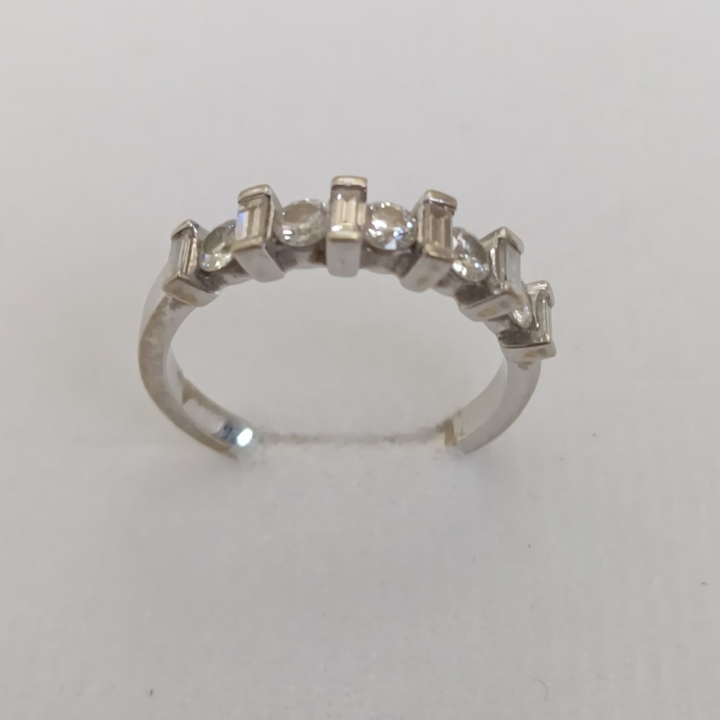 ANILLITO ORO BLANCO 18 K 2,80 GRMS (SEMINUEVO)