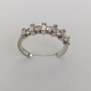 ANILLITO ORO BLANCO 18 K 2,80 GRMS (SEMINUEVO)