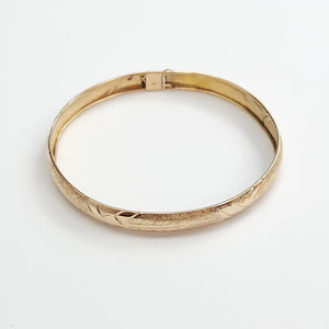 PULSERA RIGIDA ORO 14 K 5.7 GRMS (SEMINUEVO)