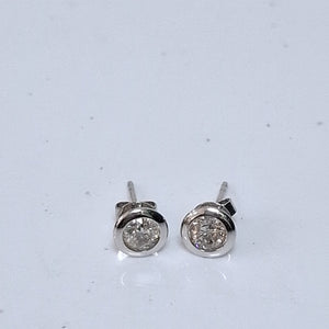 BROQUELES PAR ORO BLANCO 18 K 1,10 GRMS (SEMINUEVO)