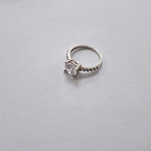 ANILLITO PLATA 2,60 GRMS (SEMINUEVO)