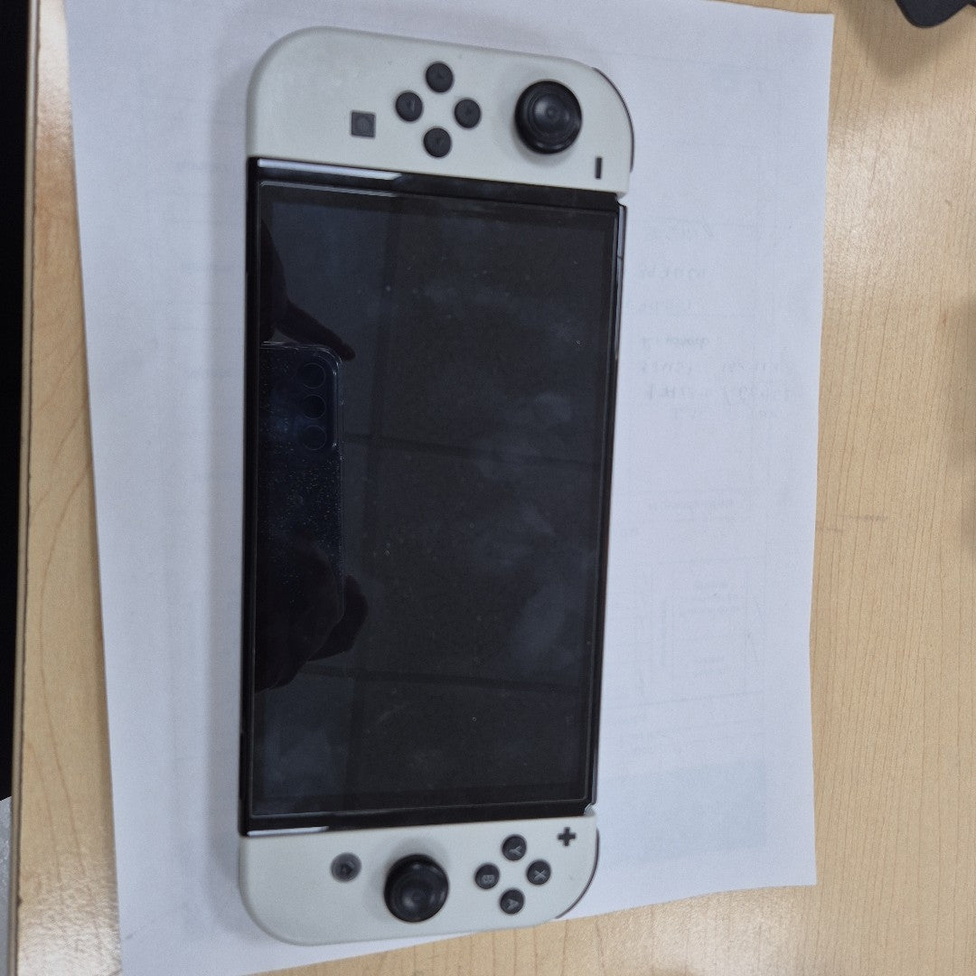 CONSOLA DE VIDEOJUEGO NINTENDO SWITCH OLED 64 GB (SEMINUEVO)