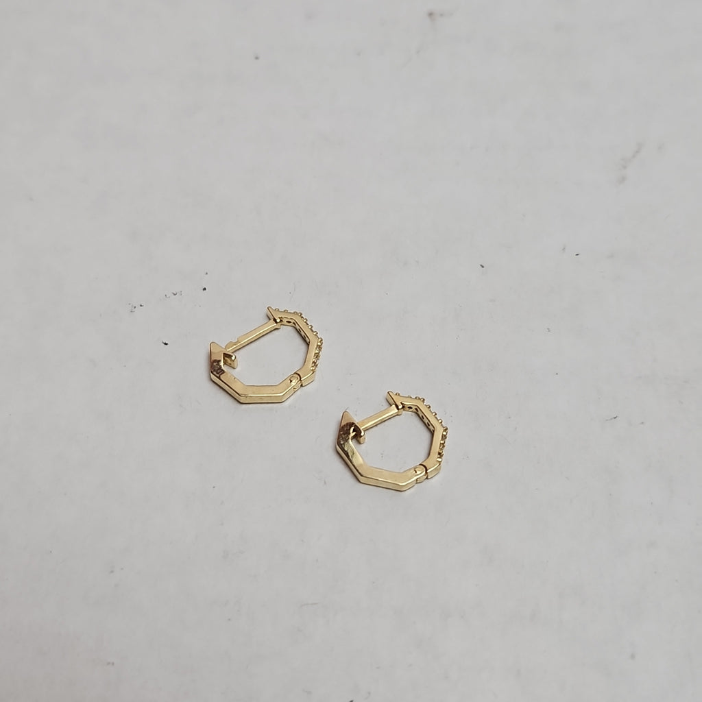 ARETES HUGGIES C CIRCONIAS 14K 1.7 GR (NUEVO)