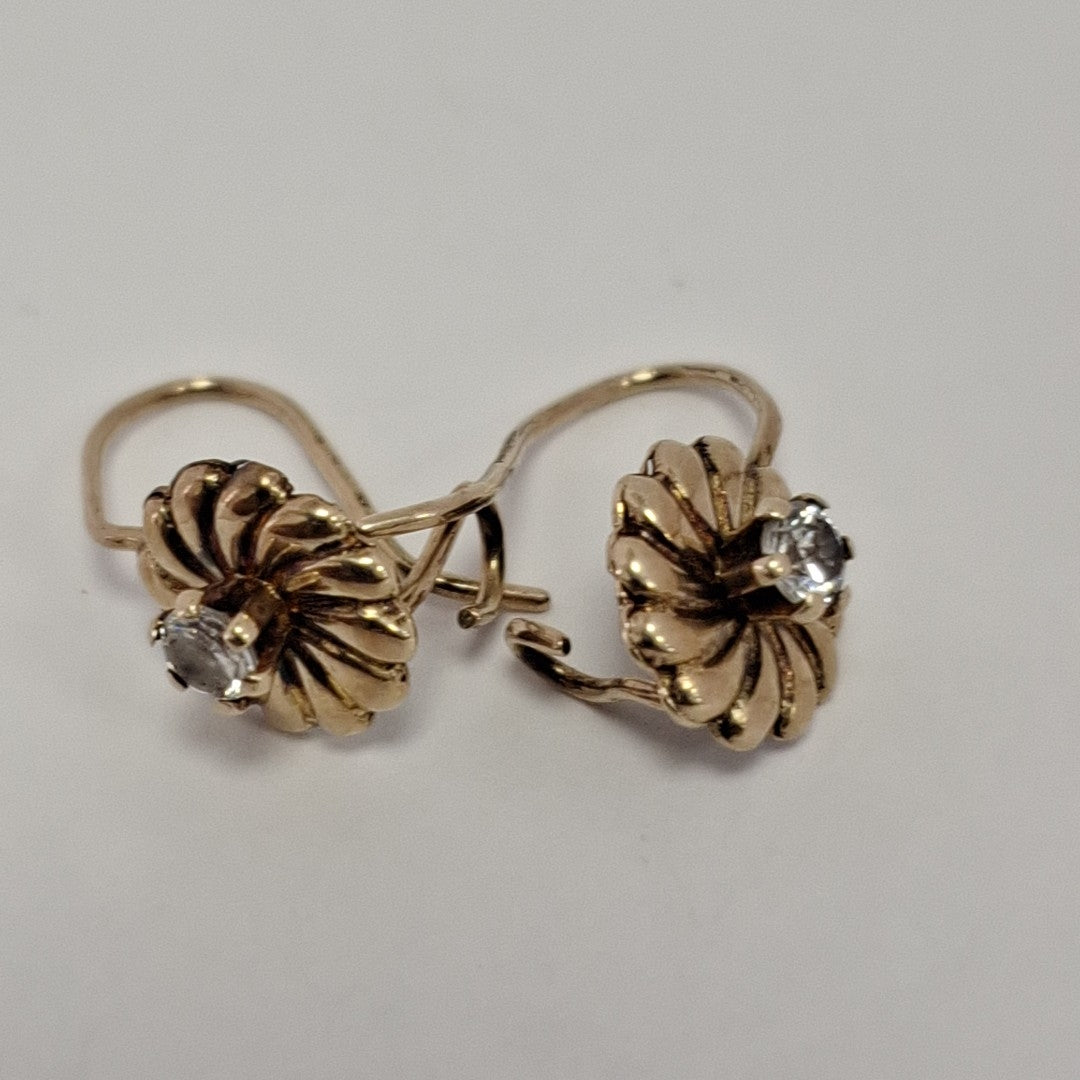 ARETES PAR ORO 8 K 1.3 GRMS (SEMINUEVO)