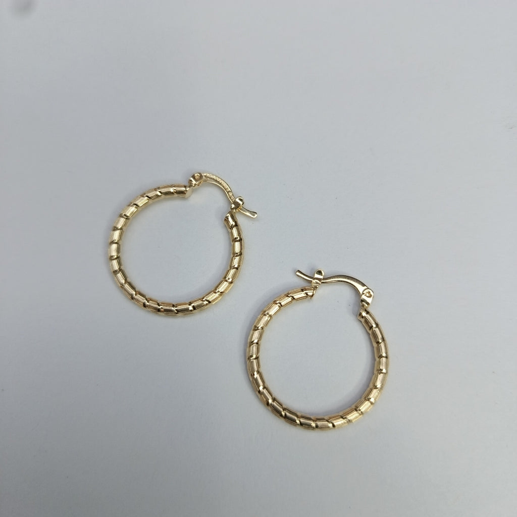 ARETES ARRACADAS LABRADAS 14K 3.2 GR (NUEVO)