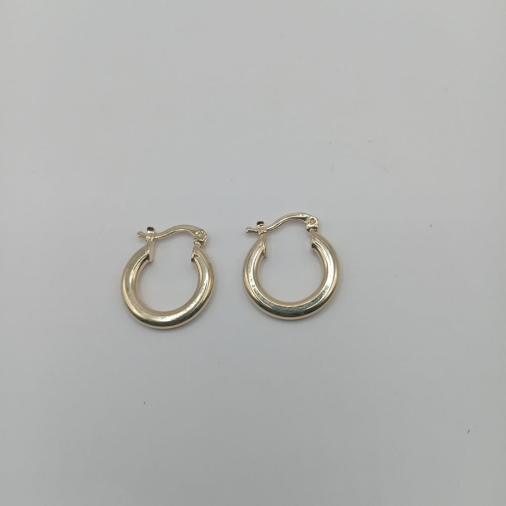 ARETES ARRACADAS 14K 1.6 GR (NUEVO)
