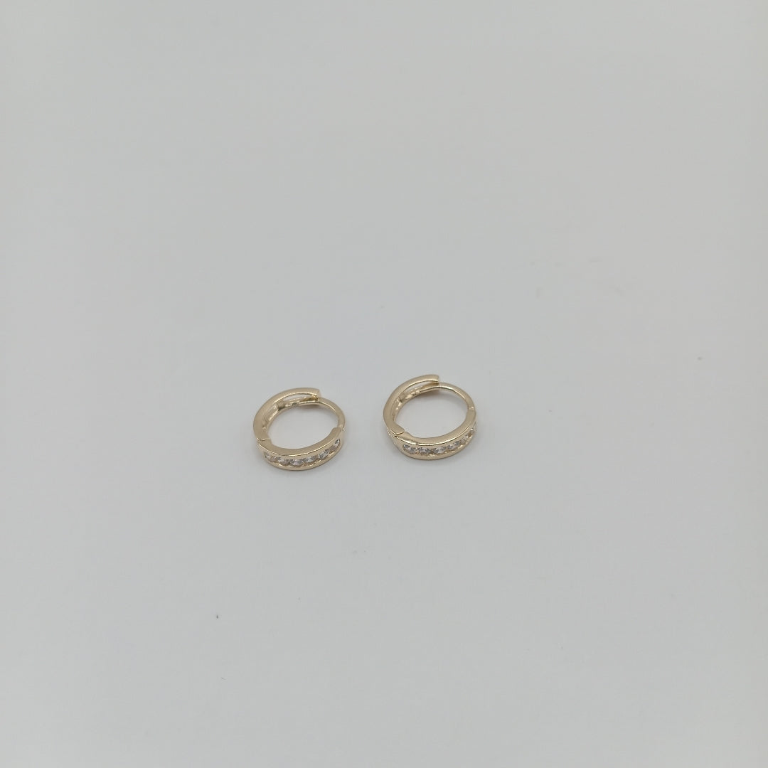 ARETES HUGGIES C CIRCONIA 14K 1.2 GR (NUEVO)
