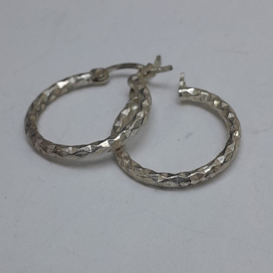 ARRACADAS PAR PLATA 1.6 GRMS (SEMINUEVO)