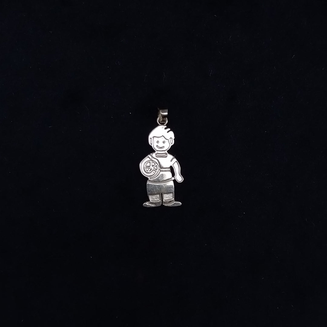 DIJE NIÑO 10K 0.9 GR (NUEVO)