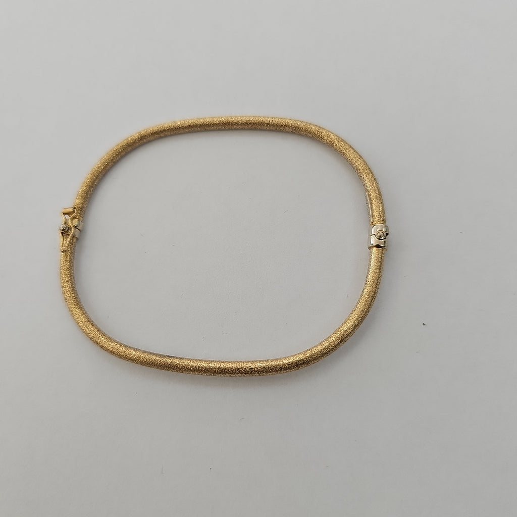PULSERA RIGIDA ORO 10 K 4.2 GRMS (SEMINUEVO)