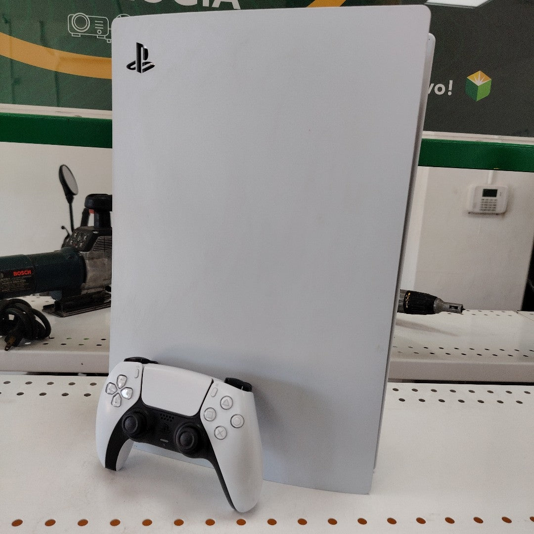 CONSOLA DE VIDEOJUEGO SONY PS5 825 SSD (SEMINUEVO)