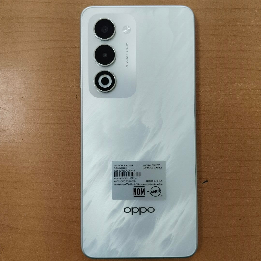 CELULAR OPPO A5 CPH2727 (2025) 256 GB 4 GB RAM (SEMINUEVO)
