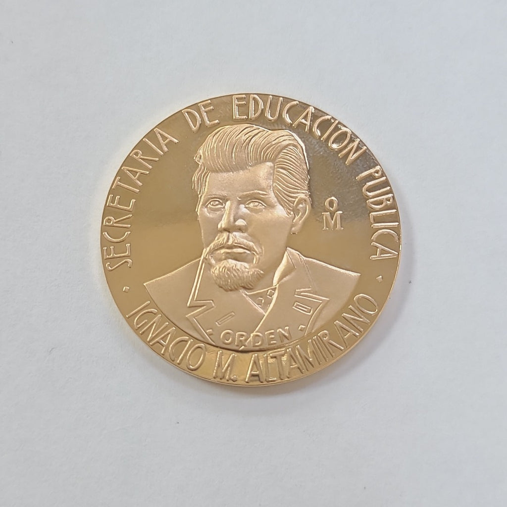 MEDALLA CONMEMORATIVA ORO 21 K 41.6 GRMS (SEMINUEVO)