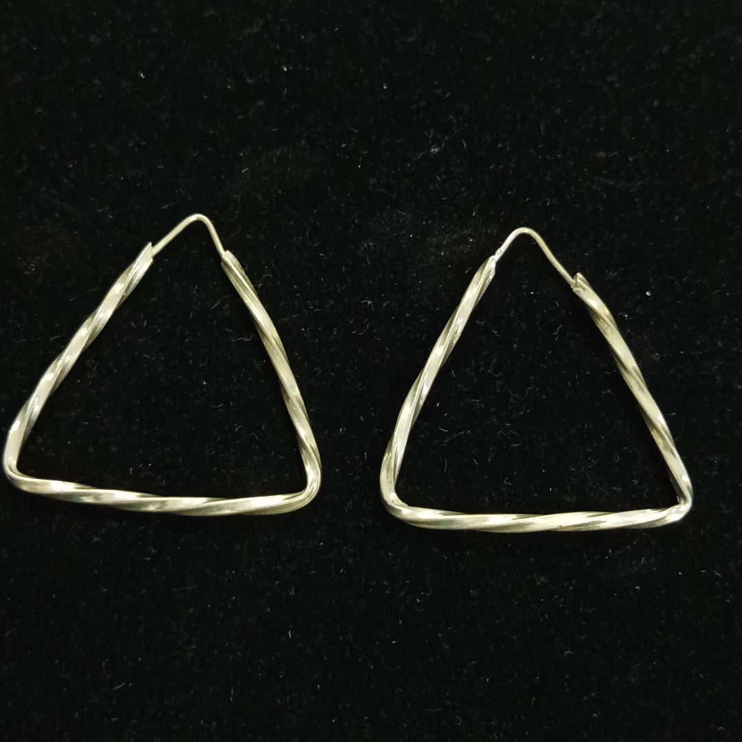 ARRACADAS PAR PLATA 4.6 GRMS (SEMINUEVO)