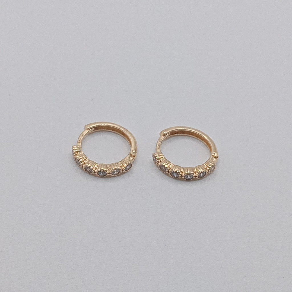 ARETES HUGGIES C CIRCONIAS 14K 2 GR (NUEVO)