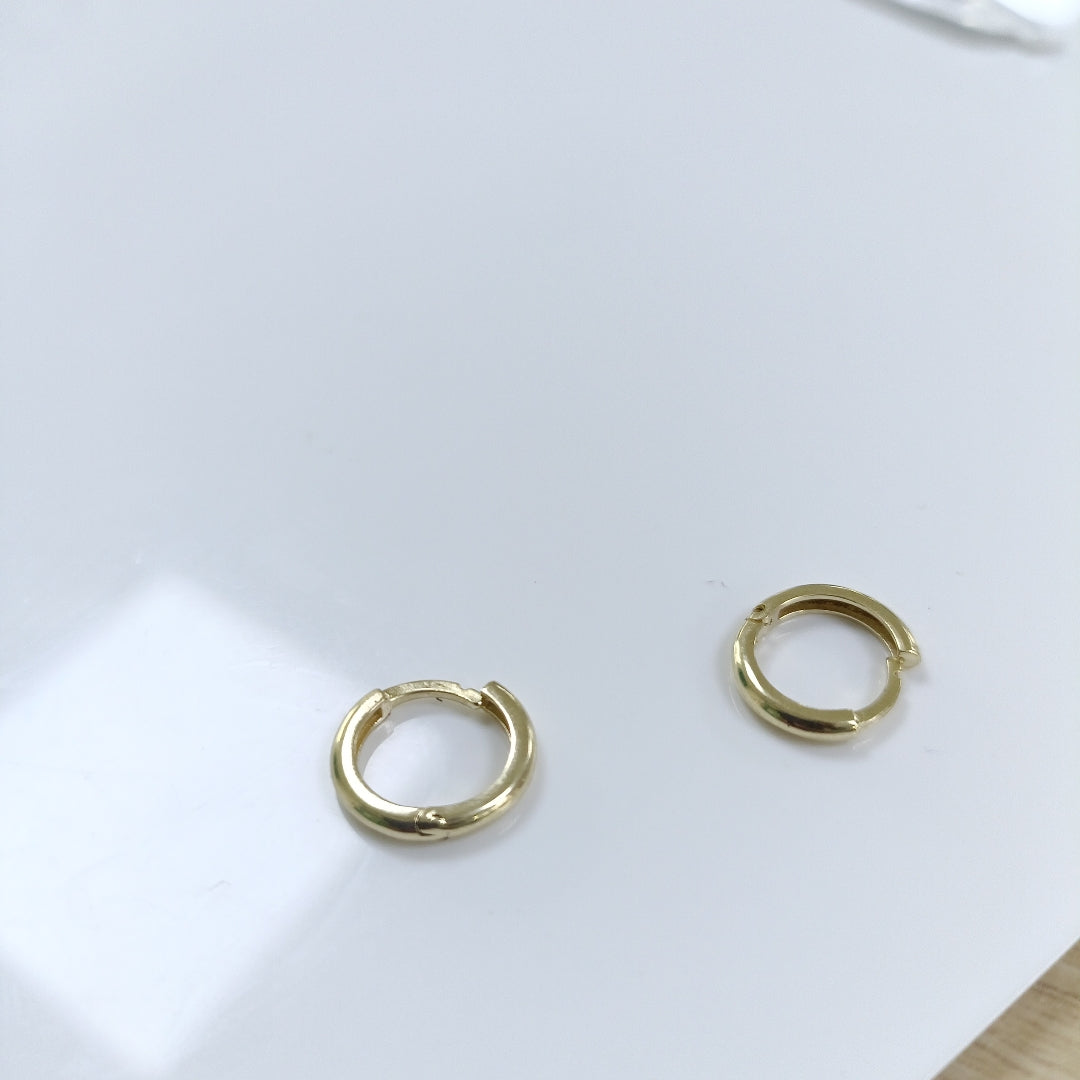 ARETES ARRACADAS LISAS 10K 1.1 GR (NUEVO)