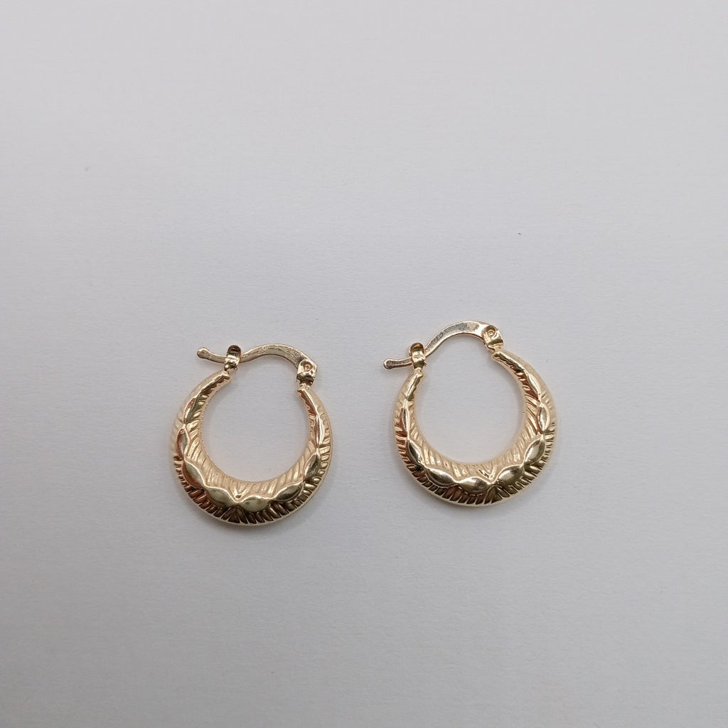 ARETES ARRACADAS HUECAS 14K 1.7 GR (NUEVO)