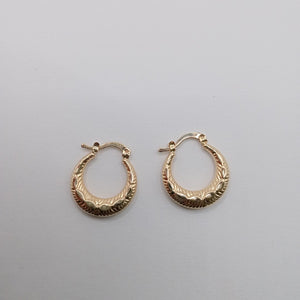 ARETES ARRACADAS HUECAS 14K 1.7 GR (NUEVO)