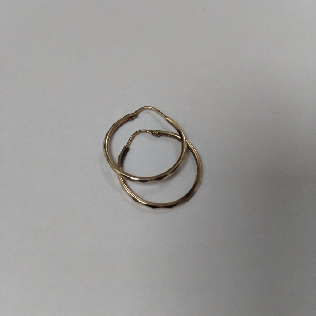 ARRACADAS PAR ORO 10 K 1.2 GRMS (SEMINUEVO)