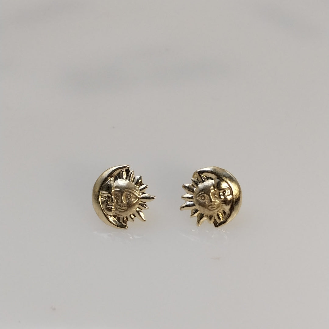 BROQUELES PAR ORO 14 K 0.4 GRMS (SEMINUEVO)