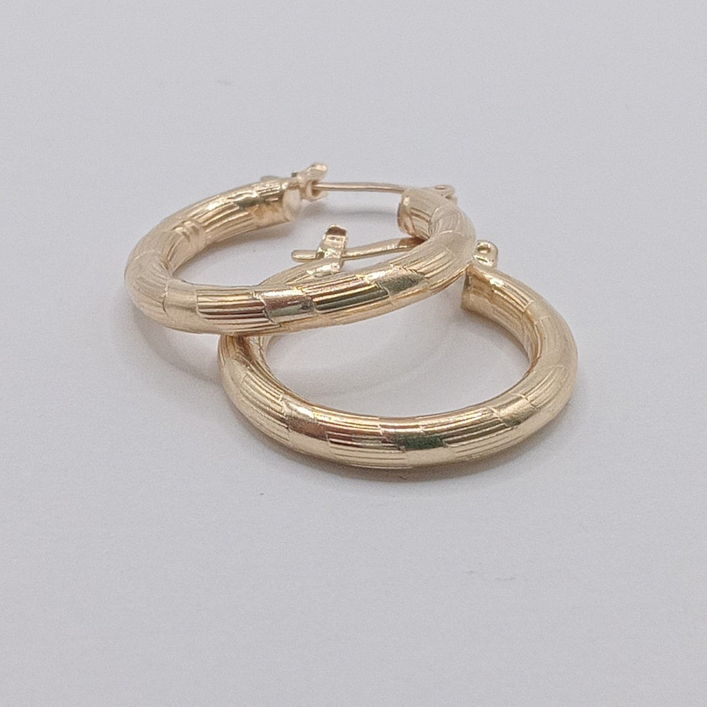 ARETES ARRACADAS 14K 2.7 GR (NUEVO)